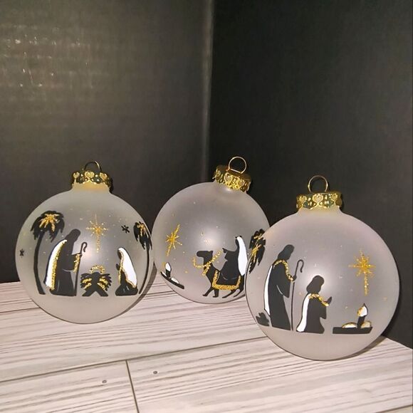 Vintage Nativity Scene Glass Christmas Holiday Ornament Frosted Gold North Star - Picture 3 of 8